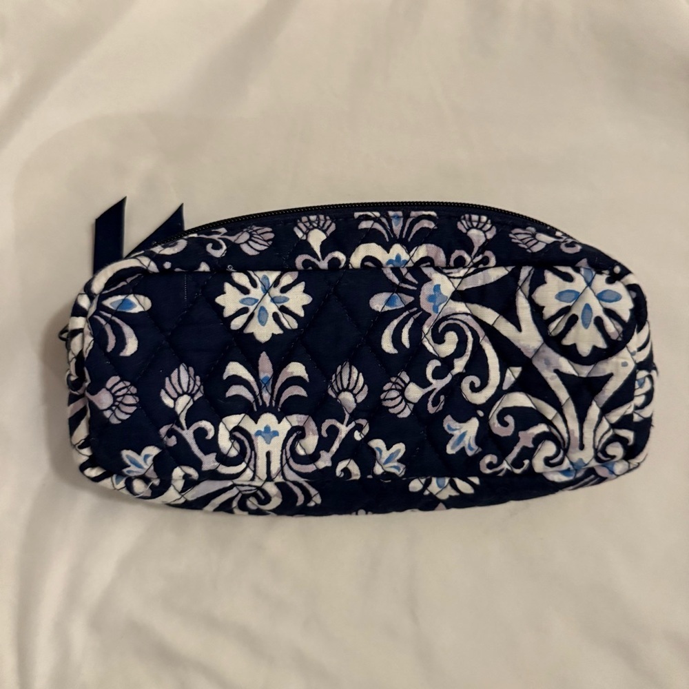 Like New Vera Bradley Steel Blue Medallion Slim Cosmetic/Pencil Bag